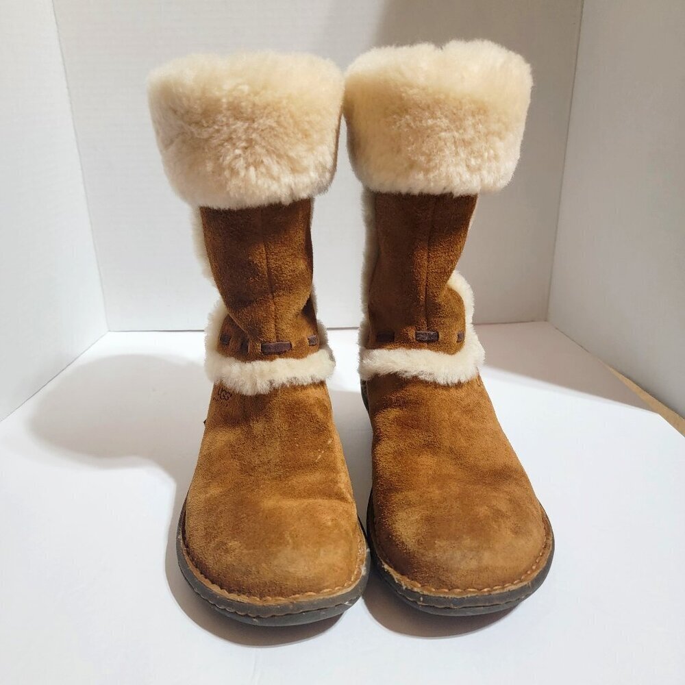UGG Elijo Toast Suede Shearling Cuff Boots Women’s Size 7